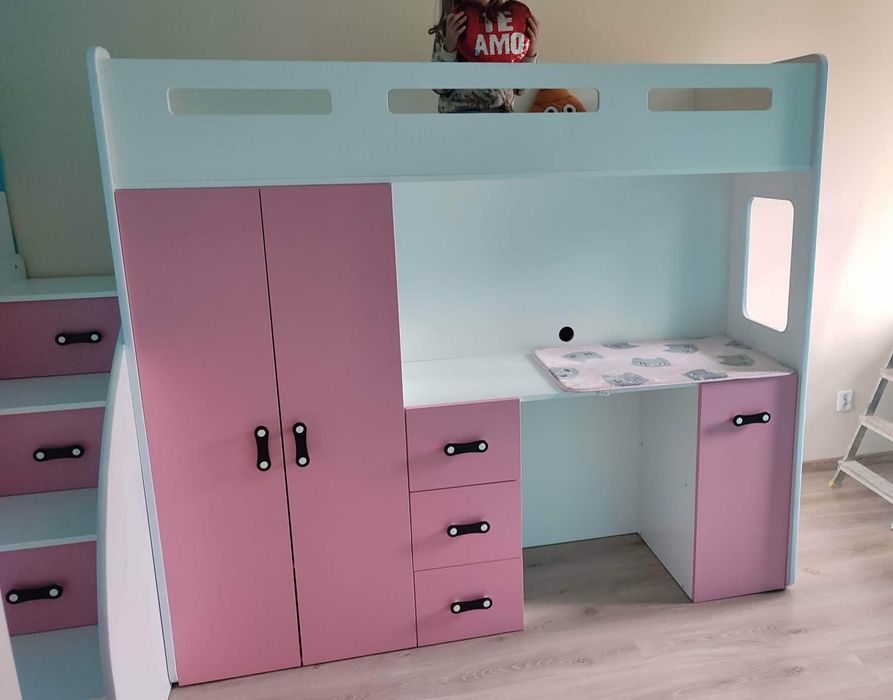 Łóżko piętrowe dla dziewczynki