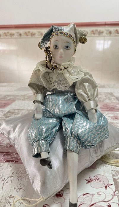 Bonecas de porcelana