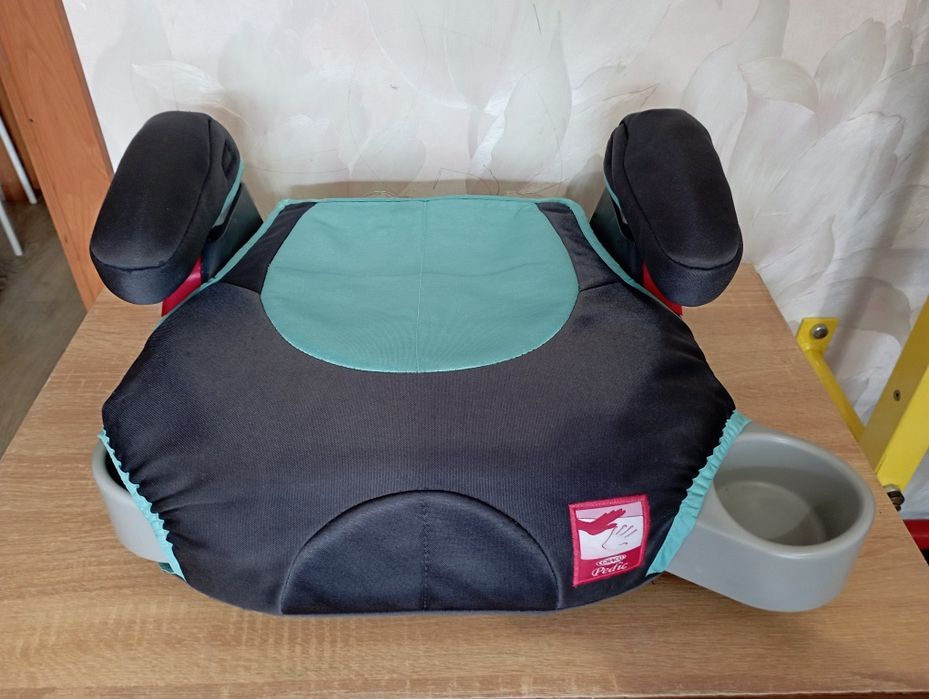 Автокрісло бустер Graco Logico L. 15-36 кг.