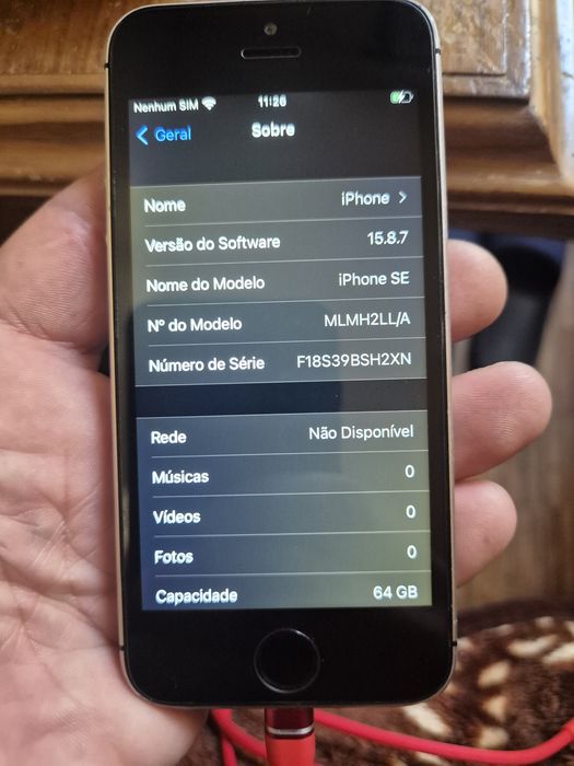 Tenho para troca este iphone SE
