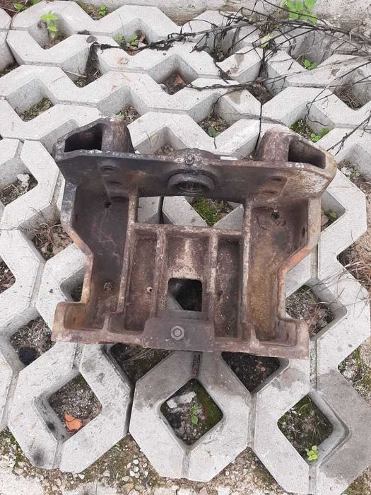 Wspornik Belki Przedniej, żeliwny, Ursus,c4011,c355,c360,3p,WYSYŁKA