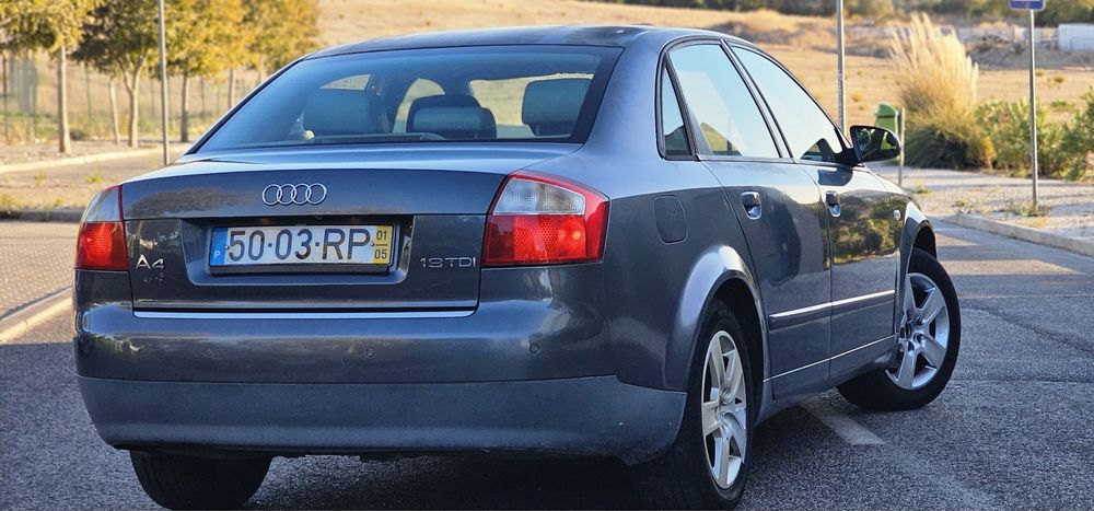 Audi A4 1.9 tdi aceito retomas