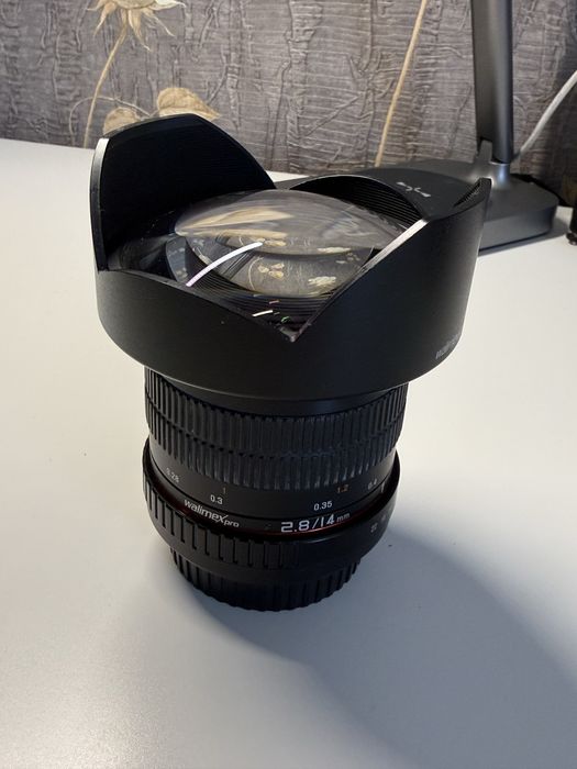 Walimex Pro MF 14mm/2.8 (Samyang/Canon EF
