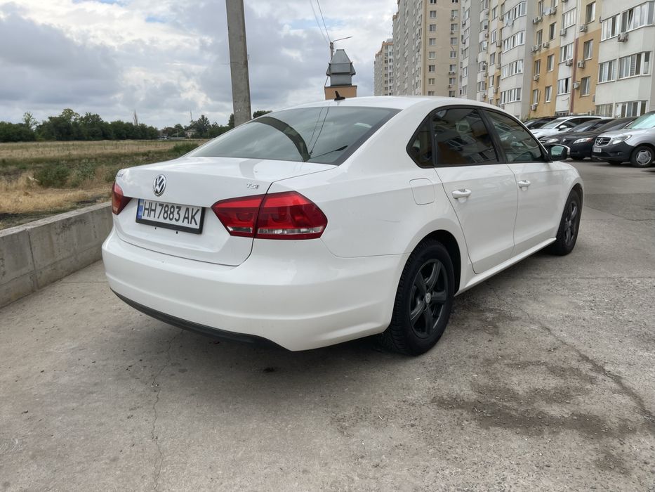 Продам Volkswagen Passat 2013
