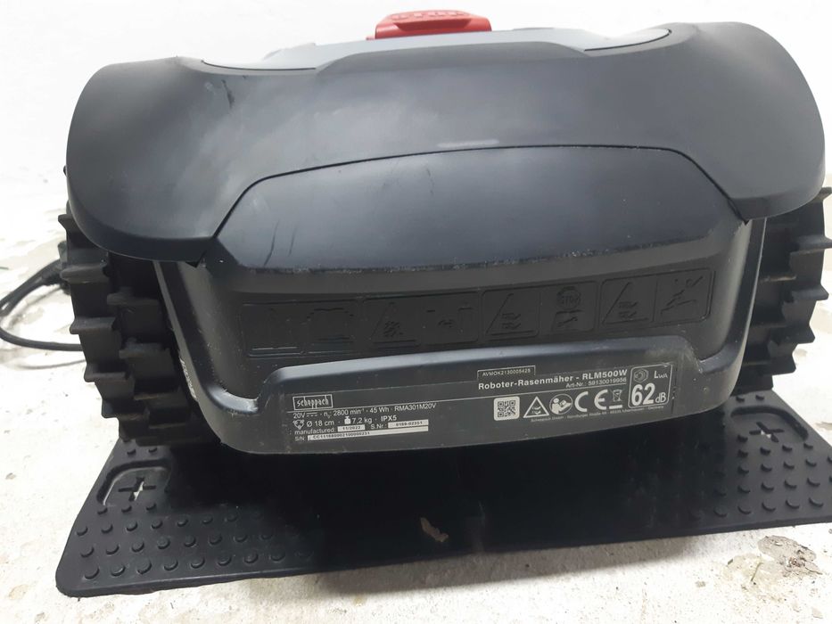 Agregat Robot  koszący Scheppach na 500 m2 18 cm Szerokości