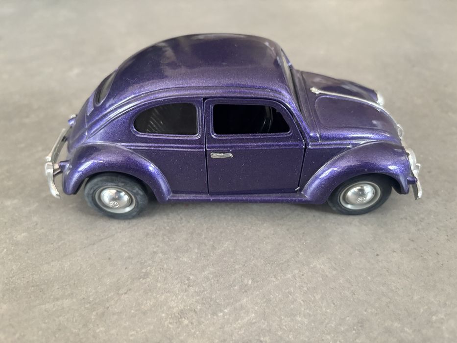Model SunnySide skala 1/24 VW Vokswagen Beetle fiolet