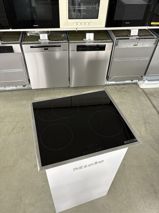 Нова Індукційна варильна поверхня Bosch PIF64RBB5E 60см
