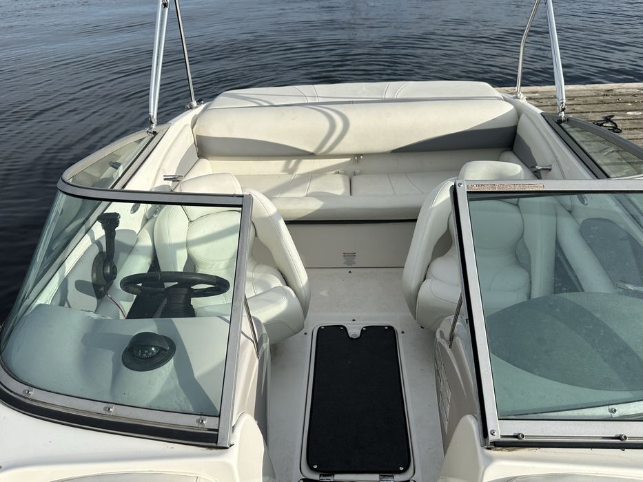 Motorowka łodz jacht motorowy Chaparral 190 SSI 4.3 Mercruiser 2006