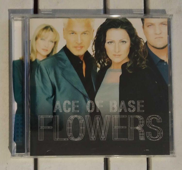7 CDs de Ace Of Base (2 albuns e 5 singles)