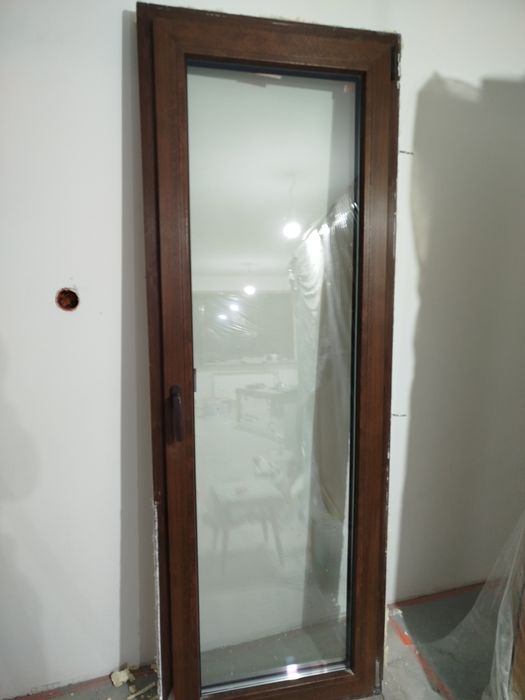 Drzwi balkonowe trzy szybowe