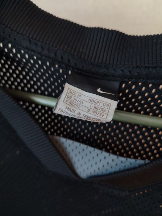 Спортивна футболка Nike