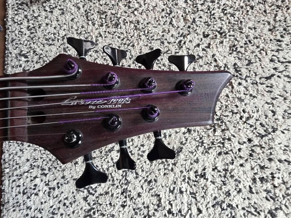 Gitara basowa 7 strunowa
 Conklin GT7 Groove Tools