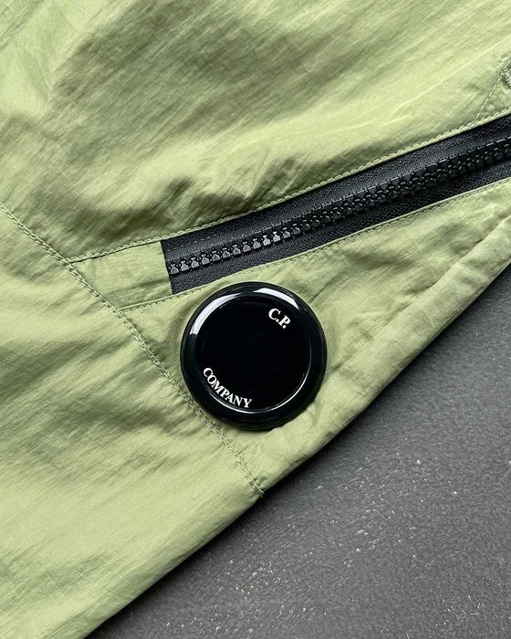 Шорти C.P. COMPANY Chrome Lens Pocket Shorts Olive