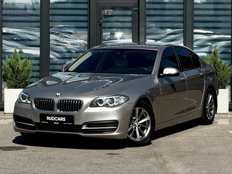BMW 5 Series 2015 F10 520i Рестайлинг Європа