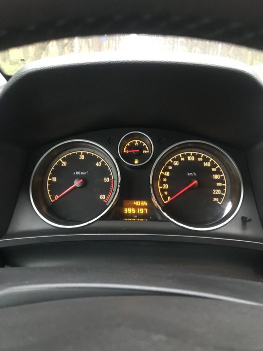 Opel Zafira 1.9 disel