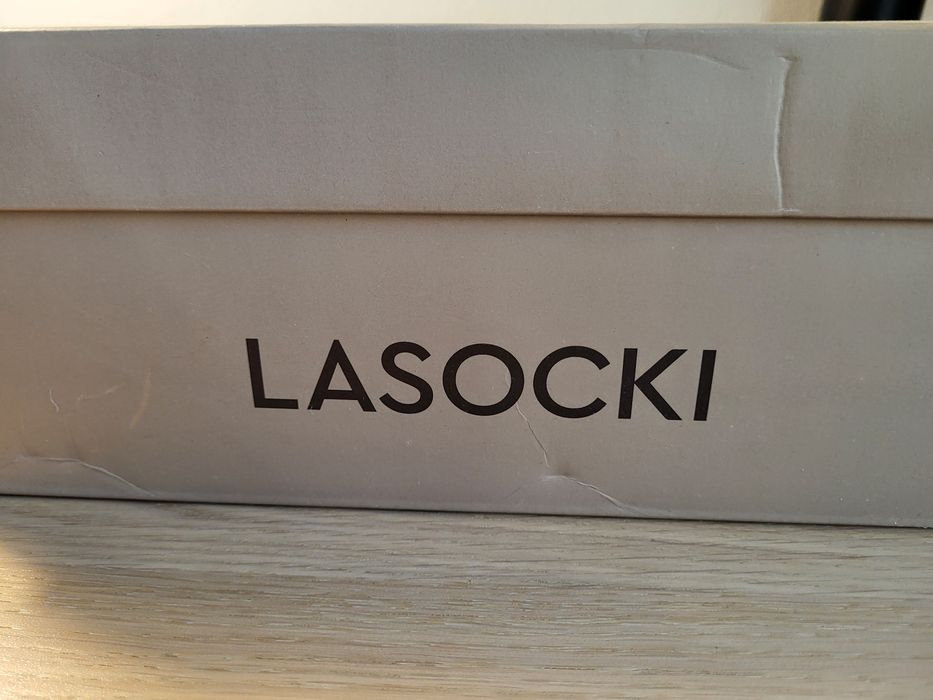 Eleganckie buty Lasocki
