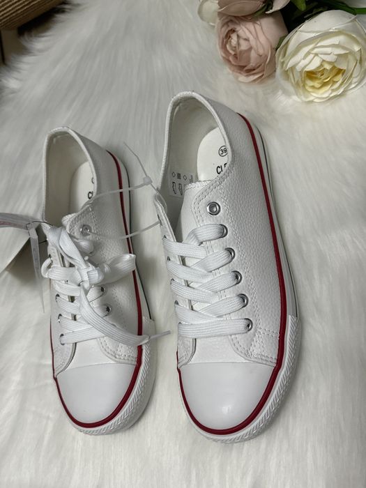 Nowe trampki 39 Cleve