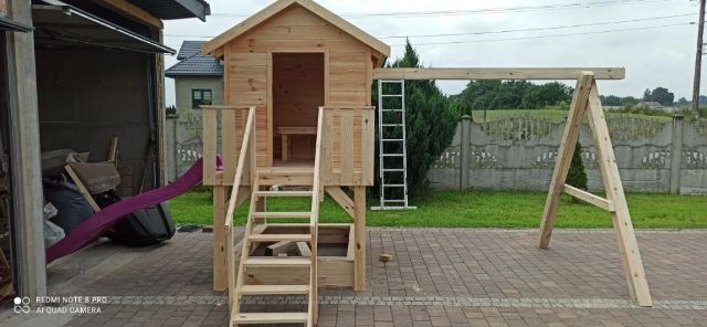 Domek drewniany dla dzieci, plac zabaw