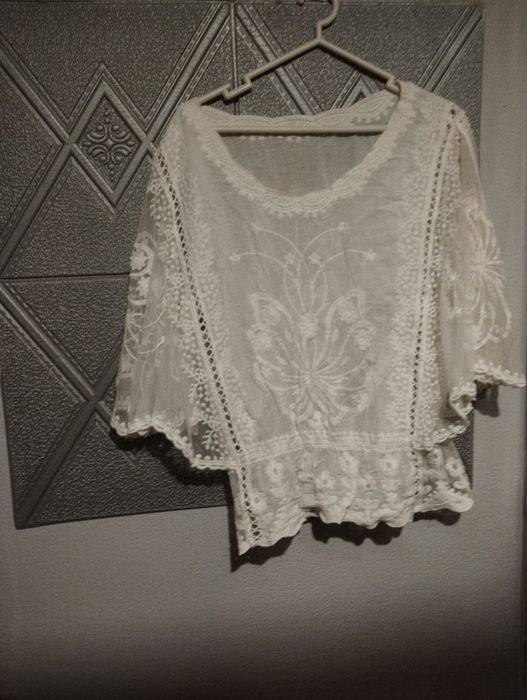 Blusa branca para mulher