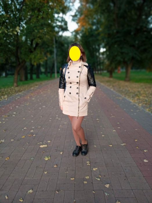 Пальто стильне осінь