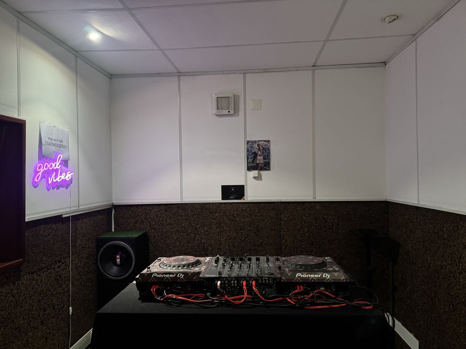 Sala de Ensaio para DJs – DJM 800 + XDJ 1000MK2