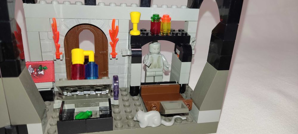 LEGO Harry Potter - 4705 Snape's Class