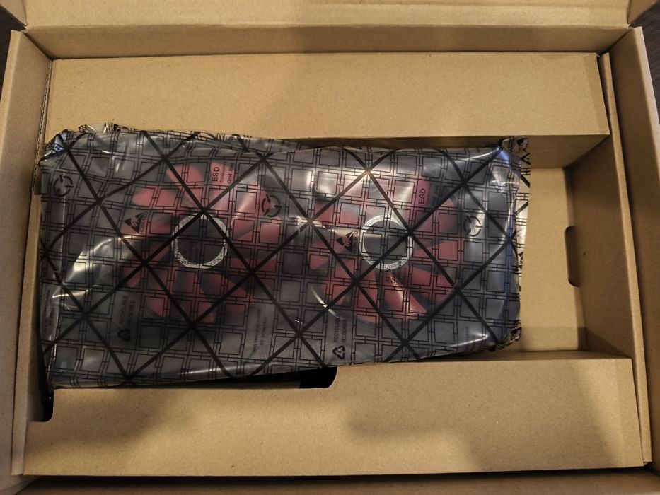 Placa gráfica XFX RX570 8GB