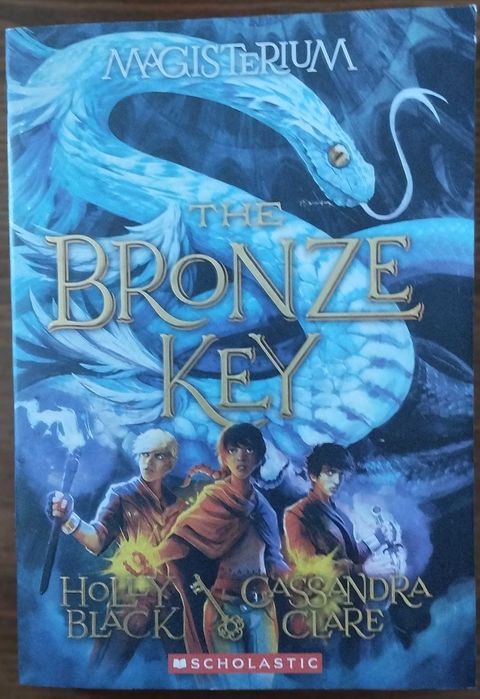 Magisterium - 3 części w jęz. angielskim, stan idealny