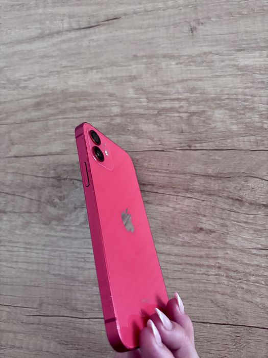 Iphone 12 czerwony