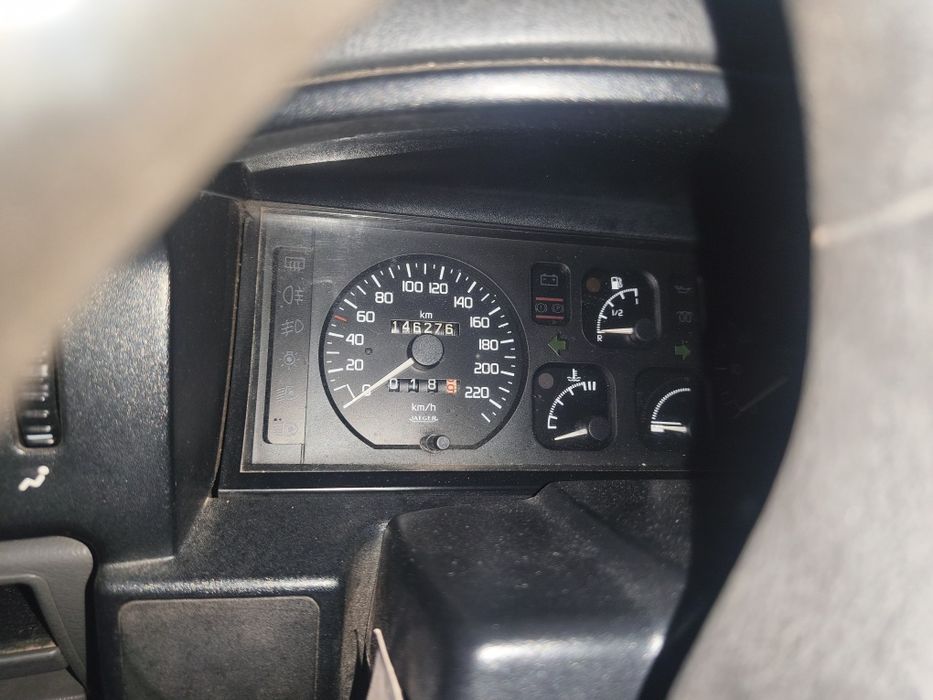 Renault 19 de 1994 com 146 mil kms