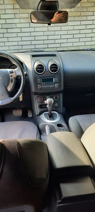 Продам офіційне автоNissan