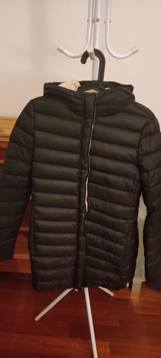 Ciepły czarny płaszcz/kurtka pikowana z kapturem  Gertrude