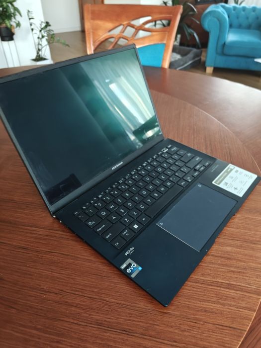 Asus zenbook 14 oled