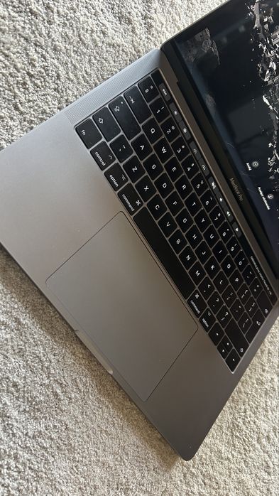 Macbook Pro 2017 STAN JAK NOWY