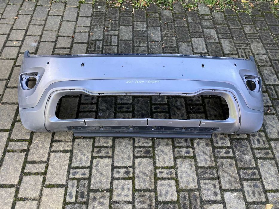 Jeep Grand Cherokee Wk2 Zderzak Przedni