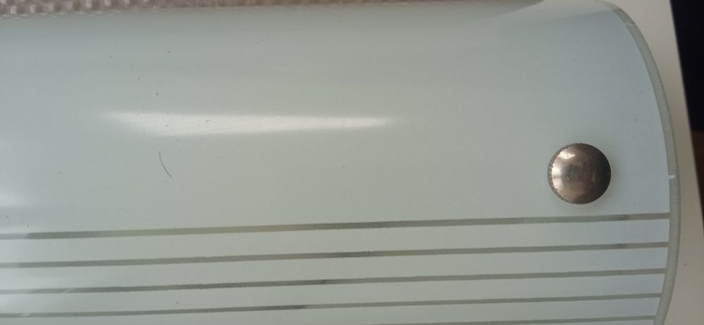 Apliques em vidro branco, tubulares bom estadopar