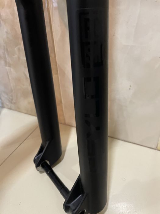 Вилка RockShox Psylo silver 160mm знята з нового велосипеда шток 22см