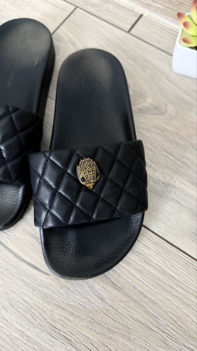 Шльопанці Kurt Geiger