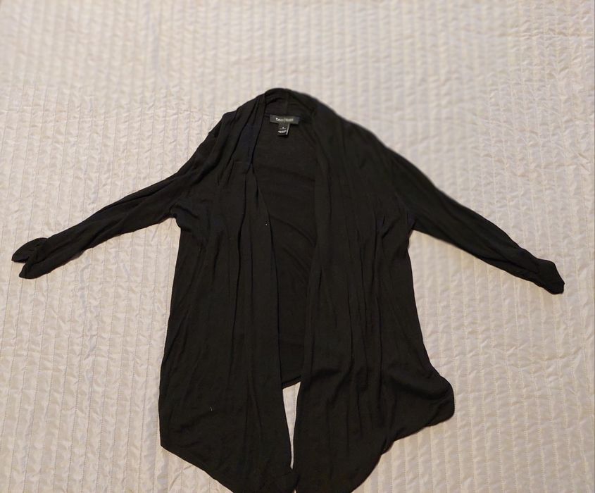 Cieniutki sweterek kardigan rozmiar s