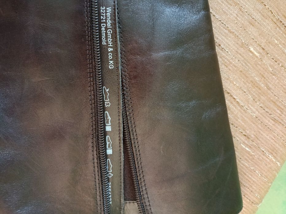 Чобітки демісезонні.