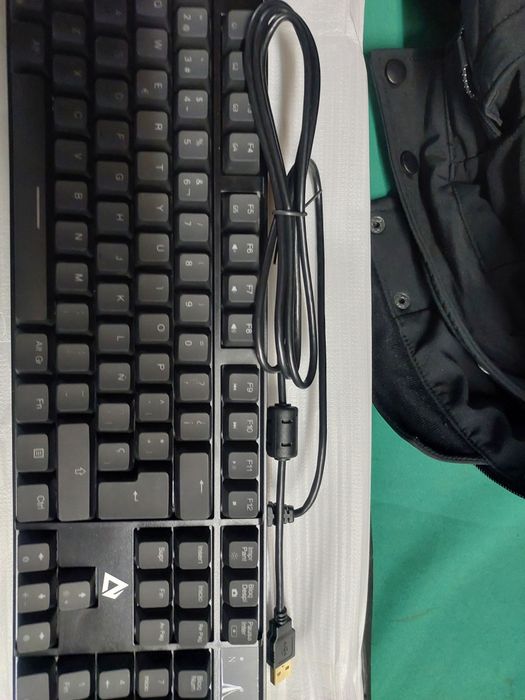 Teclado gaming rgb mecânico *NOVO