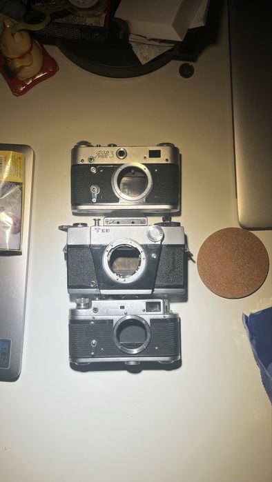 Aparaty analogowe. FED, Zorkij Praktica