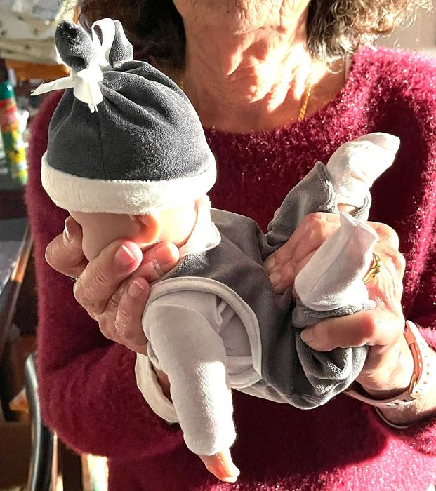 Bebé Reborn, com 30 cm e 1,100 Kg, Silicone sólido.