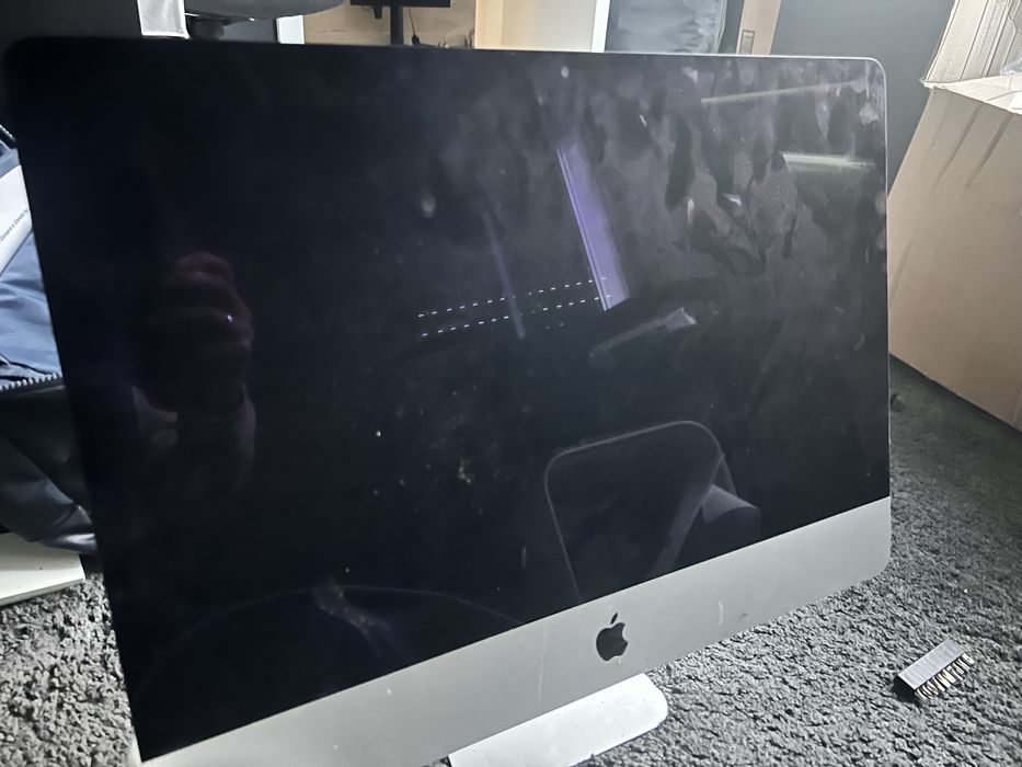 Apple iMac 21,5” A1418 – Em bom estado