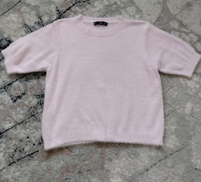 Пухнаста рожева кофтинка