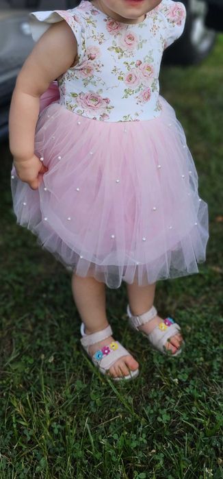 Sukienka dla dziewczynki