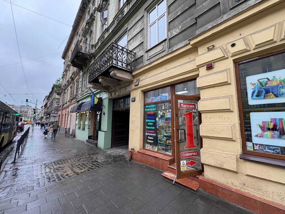Оренда фасадного приміщення на вул. Городоцька, ближній центр