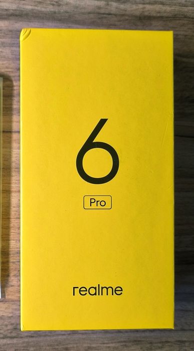 Телефон Realme 6pro