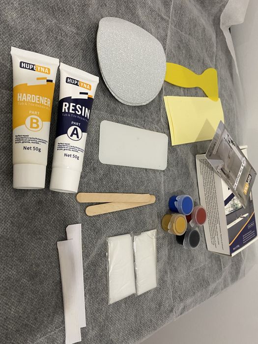 Zestaw naprawczy do wanien, płytek i pryszniców