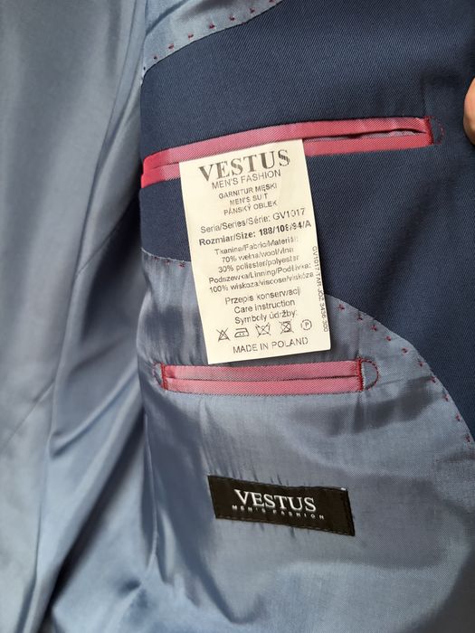 Garnitur marki Vestus